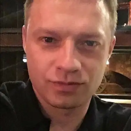 Slava, 44