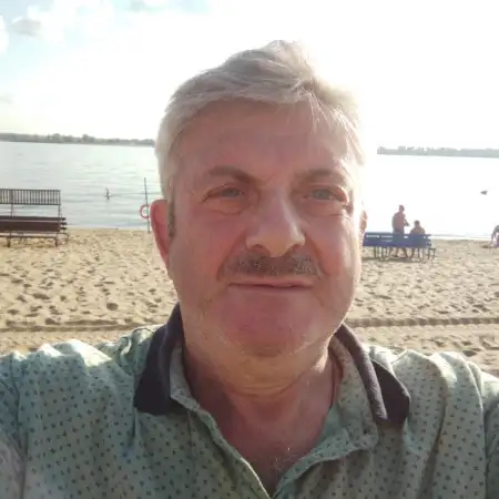 Mihail, 65 