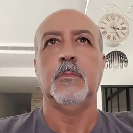 Avi, 65נהריה 