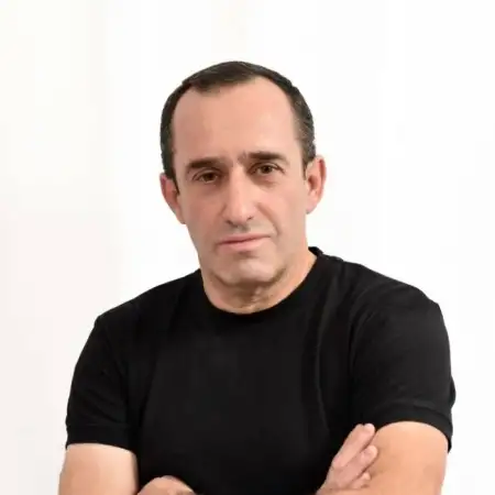 yuri, 53ראשון לציון 