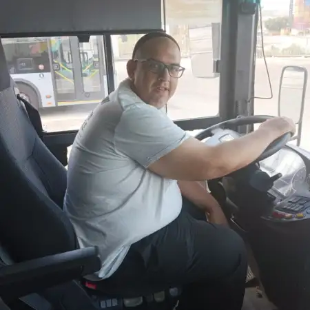 משה, 46חדרה 