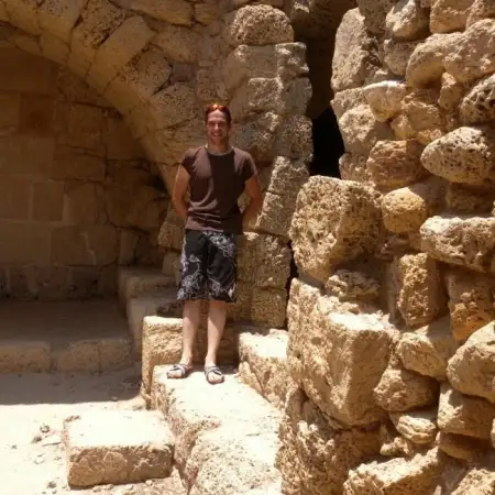 Helge, 45 פתח תקווה