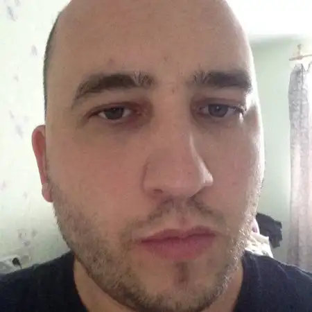 Aleksey, 40