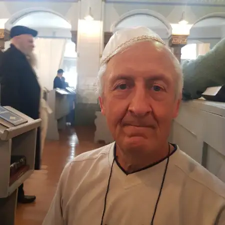 Leonid, 69 