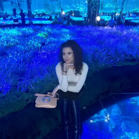 Meri, 26