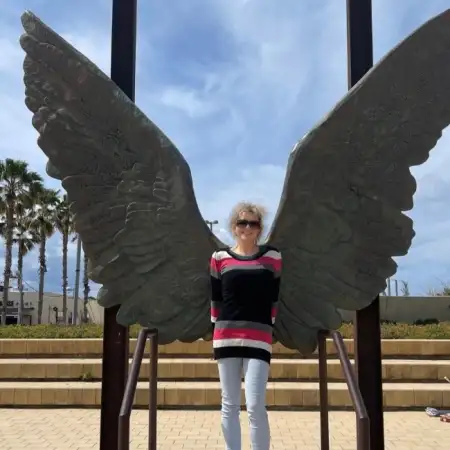 Lana, 42קריית אתא
