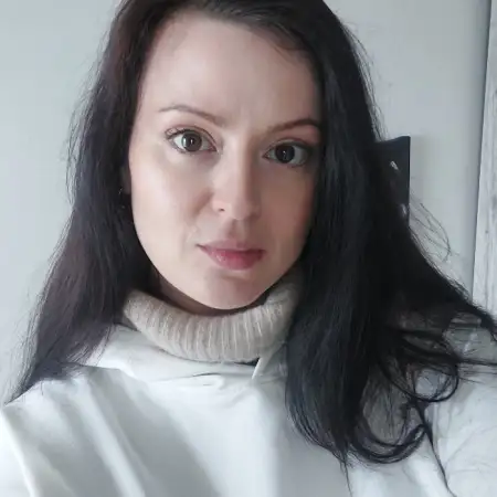 EVA, 35