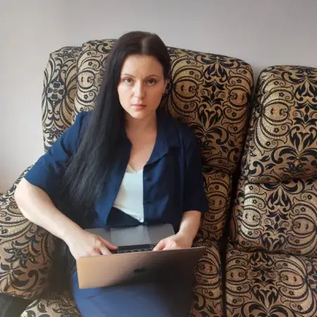 EVA, 35
