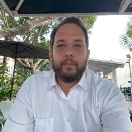 טל, 40הרצליה 