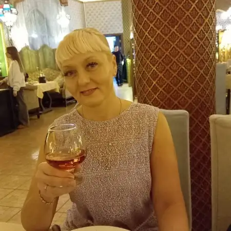 Harlotta, 47