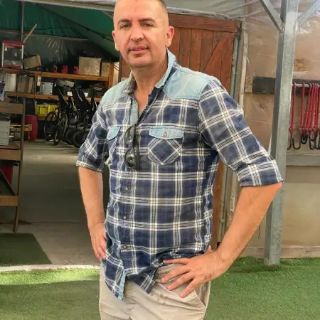 ארתור, 45נתניה 
