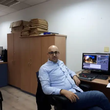 אריאל, 49תל אביב