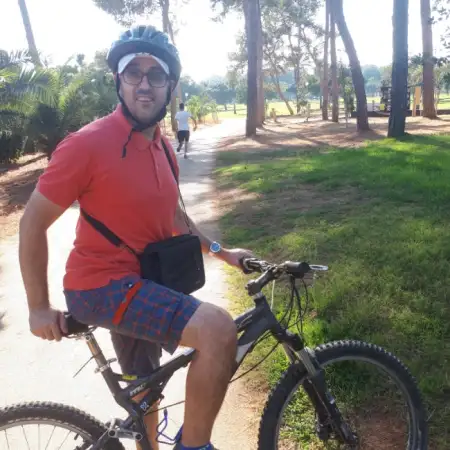 אריאל, 49תל אביב 