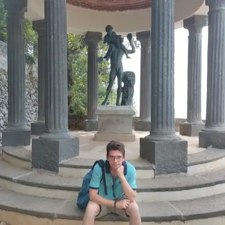 Gabriel, 32