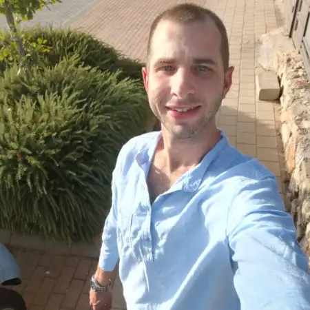 Yaacov, 32 — פרדס חאן