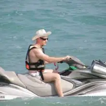 תמונה Dennis 3 