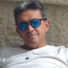 תמונה רובן 1 מחכה לך,