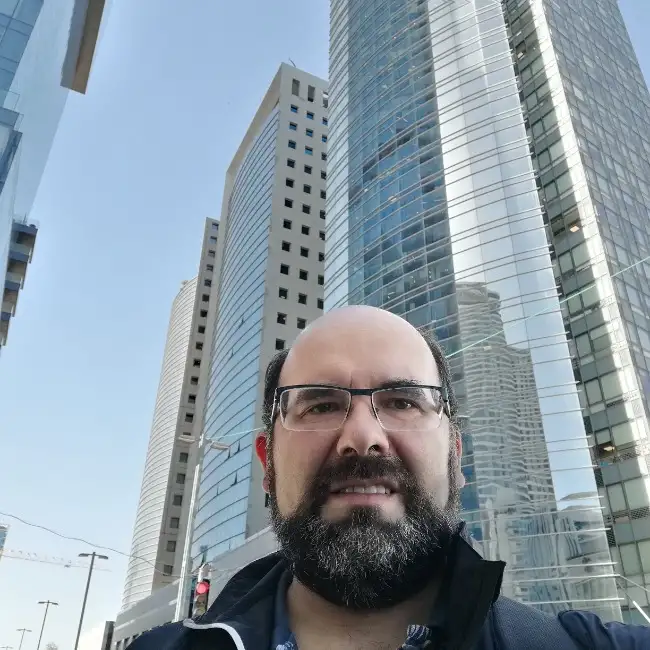 Yura, 51 - דייט לי