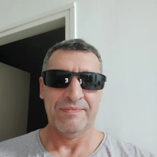 Aleksandr, 58