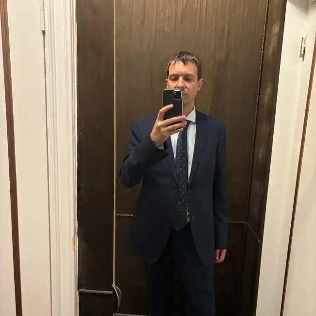 Aleksandr, 49 - דייט לי