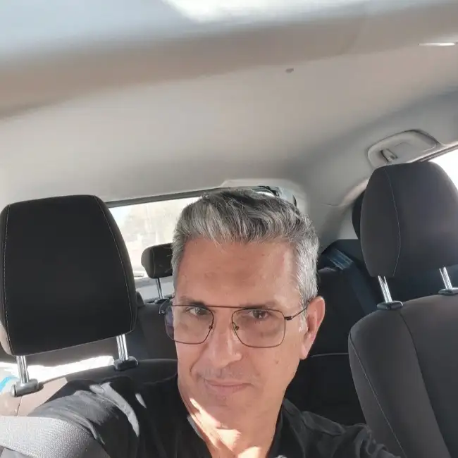 Uri, 53, פתח תקווה - דייט לי