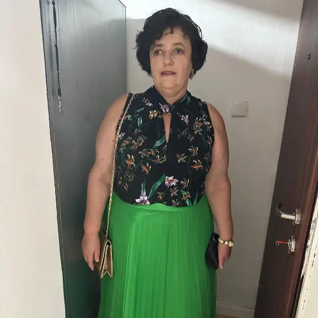 Elina, 70