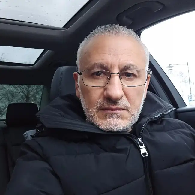 Sahr, 54
