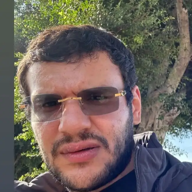 Edvard, 30 - דייט לי