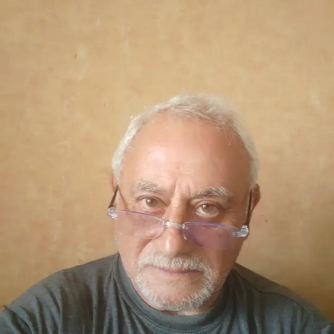 Mark, 74 - דייט לי