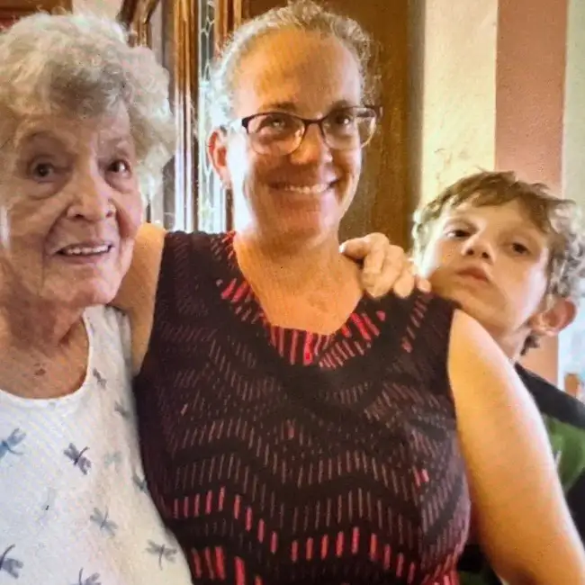 Lynn, 52 - דייט לי