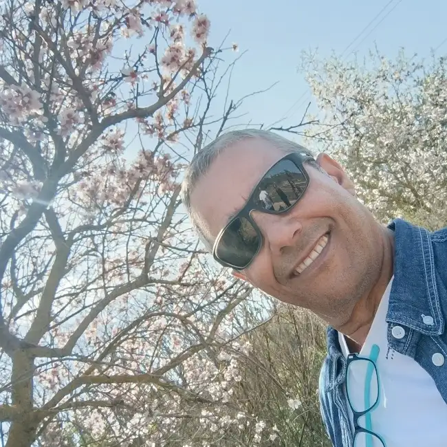 יאיר, 66, רחובות - דייט לי