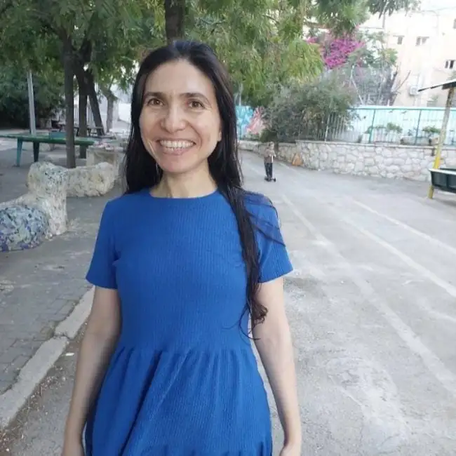 אירינה, 43 - דייט לי