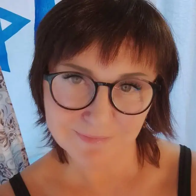אנה, 48 - דייט לי