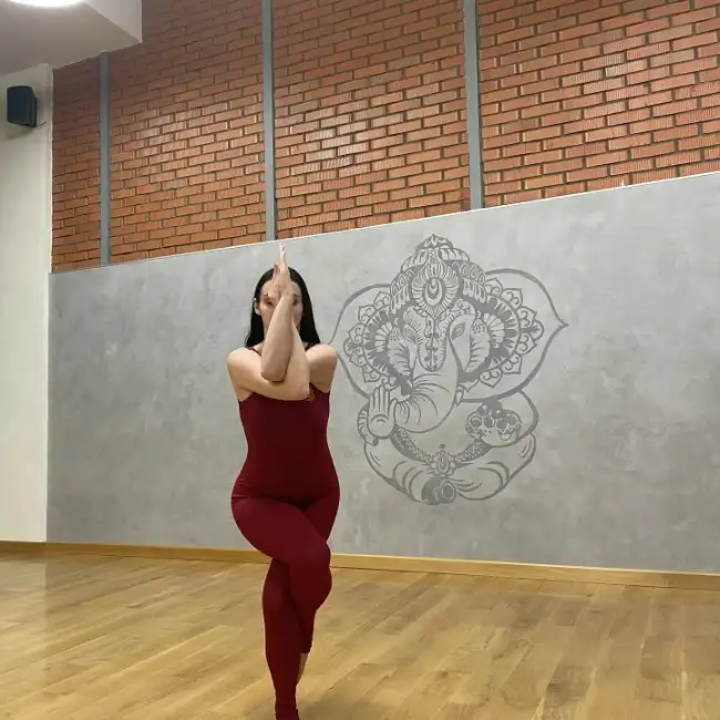 Katerina · 28 ·