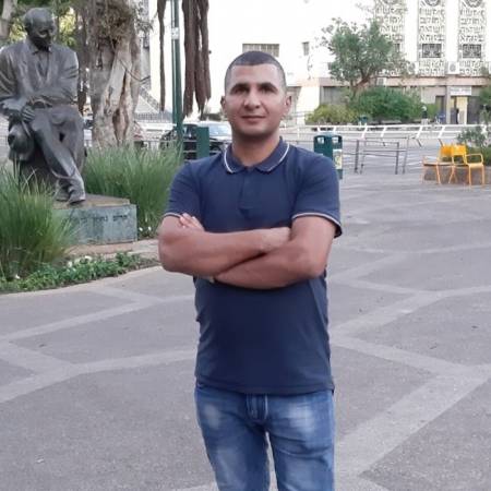 Qutaiba,  בן  40  פתח תקווה  באתר הכרויות רוצה למצוא   אשה 